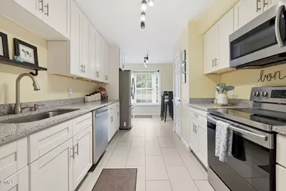 2912 Wycliff Road, Raleigh, NC 27607 - Photo 3