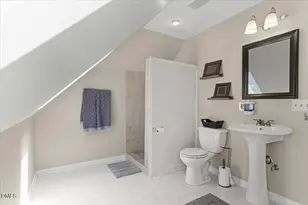 105 Morninghills Ct, Cary, NC 27518 - Photo 47