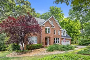 105 Morninghills Ct, Cary, NC 27518 - Photo 3