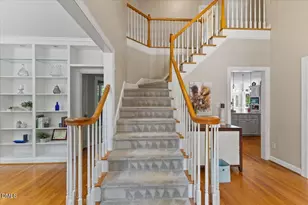 105 Morninghills Ct, Cary, NC 27518 - Photo 25