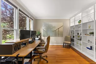 105 Morninghills Ct, Cary, NC 27518 - Photo 11