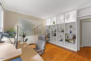105 Morninghills Ct, Cary, NC 27518 - Photo 9