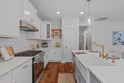 922 Great Ridge Parkway, Chapel Hill, NC 27516 - Photo 15