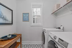 922 Great Ridge Pkwy, Chapel Hill, NC 27516 - Photo 5