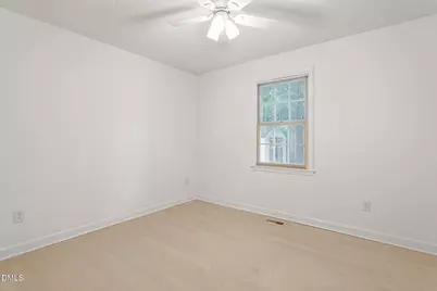 319 Westridge Drive, Burlington, NC 27215 - Photo 17
