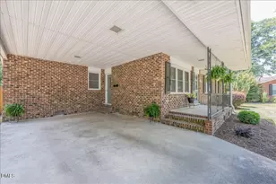 416 E Griswold St, Selma, NC 27576 - Photo 3