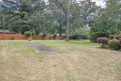 416 E Griswold Street, Selma, NC 27576 - Photo 29
