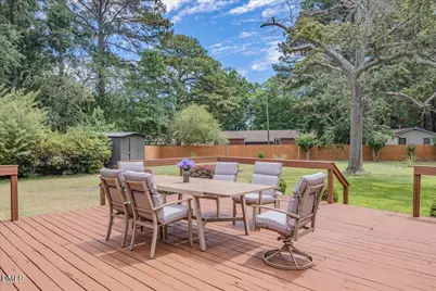 416 E Griswold Street, Selma, NC 27576 - Photo 27