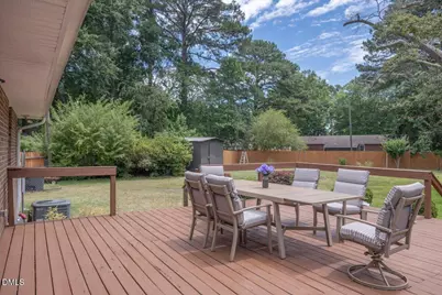 416 E Griswold Street, Selma, NC 27576 - Photo 5