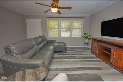 416 E Griswold Street, Selma, NC 27576 - Photo 13