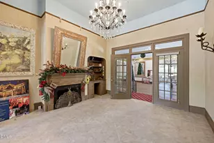 201 E Hill St, Benson, NC 27504 - Photo 25