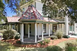 201 E Hill St, Benson, NC 27504 - Photo 3