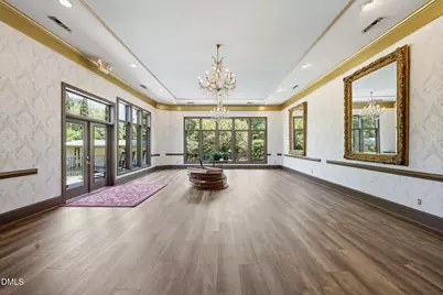 201 E Hill Street, Benson, NC 27504 - Photo 25