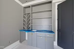 413 Pinecroft Dr, Raleigh, NC 27609 - Photo 27