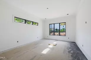 413 Pinecroft Dr, Raleigh, NC 27609 - Photo 17