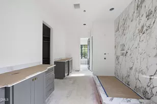 413 Pinecroft Dr, Raleigh, NC 27609 - Photo 19