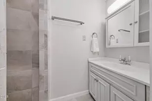 1308 Azalea Dr, Raleigh, NC 27607 - Photo 19