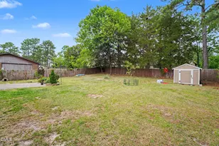 3324 Hunting Bay Dr, Spring Lake, NC 28390 - Photo 17