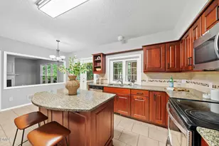 108 Woodshire Ln, Chapel Hill, NC 27514 - Photo 15