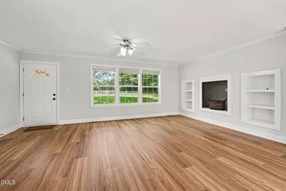 694 John Lee Road, Dunn, NC 28334 - Photo 5