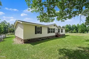 694 John Lee Rd, Dunn, NC 28334 - Photo 3