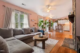 121 Westview Dr, Carrboro, NC 27510 - Photo 3
