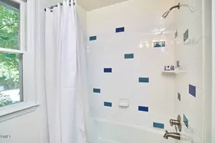 105 Westbury Ct, Chapel Hill, NC 27516 - Photo 35