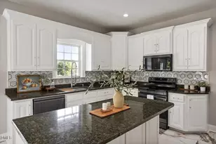 89 River Knoll Dr, Clayton, NC 27527 - Photo 7