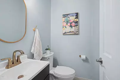 5517 N Hawthorne Way, Raleigh, NC 27613 - Photo 9