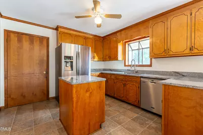 2301 Quail Drive, Graham, NC 27253 - Photo 13