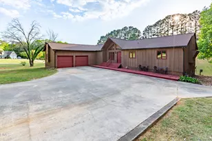2301 Quail Dr, Graham, NC 27253 - Photo 3