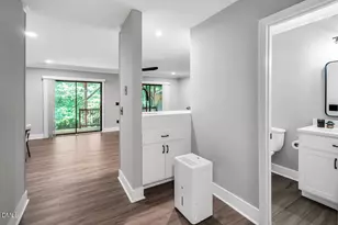5953 Dixon Dr, Raleigh, NC 27609 - Photo 33