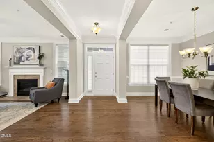10510 Sablewood Dr, Raleigh, NC 27617 - Photo 17
