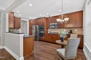 10510 Sablewood Dr, Raleigh, NC 27617 - Photo 19