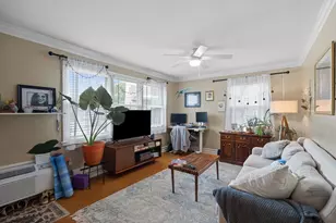 635 Daniels St, Raleigh, NC 27605 - Photo 1