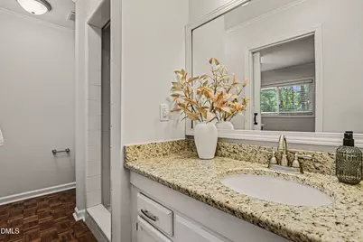 3736 Yorktown Place, Raleigh, NC 27609 - Photo 19
