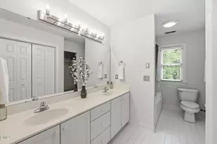 1615 Meadow Ln, Chapel Hill, NC 27516 - Photo 23