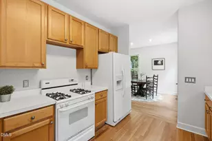 1615 Meadow Ln, Chapel Hill, NC 27516 - Photo 11