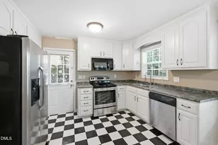 547 Lockwood Dr, Clayton, NC 27527 - Photo 21