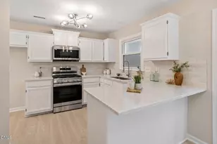 1414 Ravensthorpe Dr, Fuquay Varina, NC 27526 - Photo 3