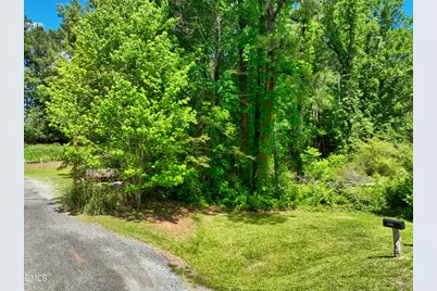 3057 Lake Drive, Durham, NC 27704 - Photo 9