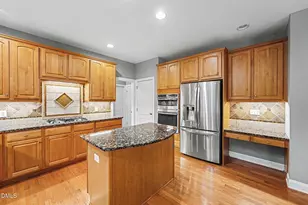10505 Tarton Fields Cir, Raleigh, NC 27617 - Photo 7