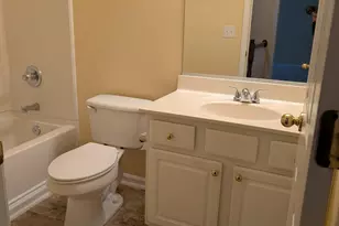 106 Tecumseh Ct, Cary, NC 27513 - Photo 11