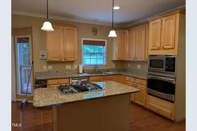 106 Tecumseh Court, Cary, NC 27513 - Photo 7