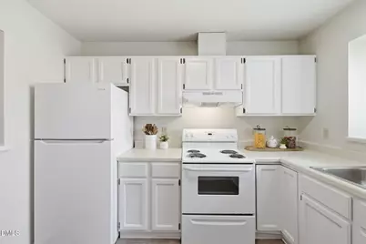 127 Essex Drive, Chapel Hill, NC 27514 - Photo 7