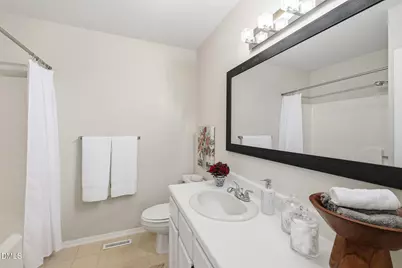 127 Essex Drive, Chapel Hill, NC 27514 - Photo 19