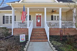 125 Dexterfield Dr, Fuquay Varina, NC 27526 - Photo 3