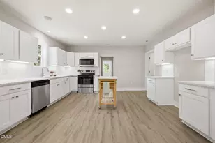 213 W Parrish Dr, Benson, NC 27504 - Photo 11
