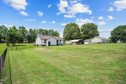 101 Stephenson Road, Benson, NC 27504 - Photo 21