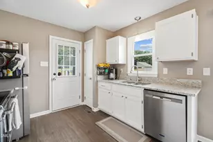 101 Stephenson Rd, Benson, NC 27504 - Photo 11